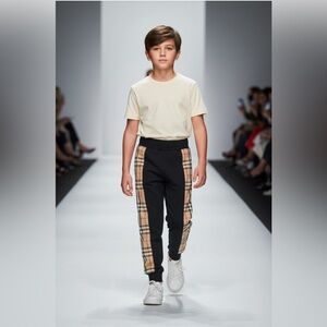 NWT - Authentic Burberry Nolen Jogger Pants 6Y (sold out!)